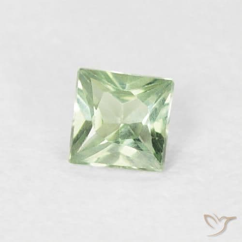 0.18ct Very Light Sage Green Sapphire, Square, 3.1x3.1 mm