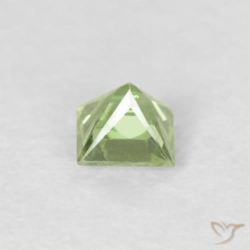0.19ct Natural Light Lively Green Sapphire, Square, 3x3 mm