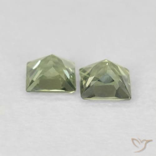 0.36ct Natural Medium Green Sapphire, Square, 3x3 mm