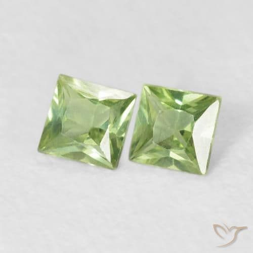 0.34ct Natural Medium Green Sapphire, Square, 3.1x3.1 mm