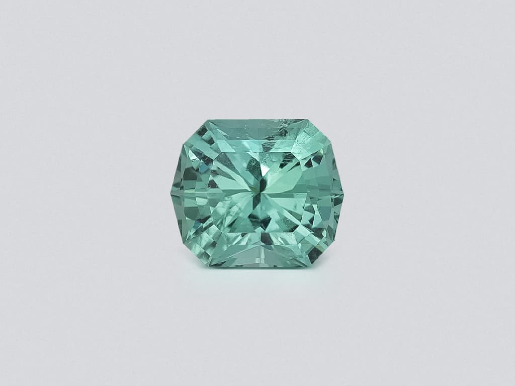 Green tourmaline radiant cut 3.05 carats, Africa ID 12286