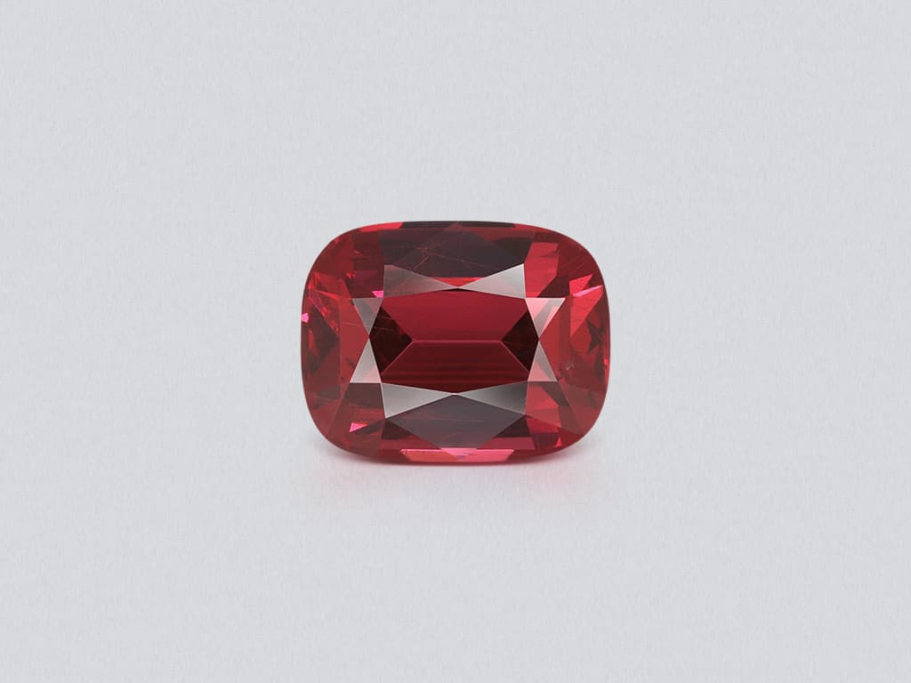 Garnet cushion cut 5.08 carats, Africa ID 11822