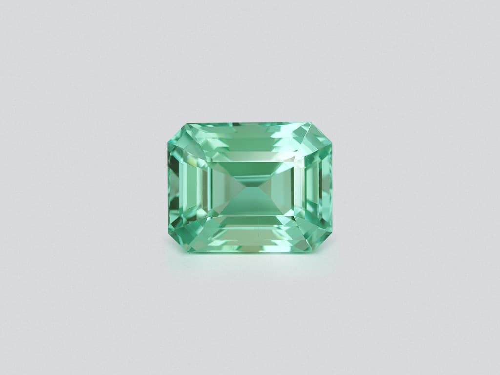 Unique Lagoon green beryl in octagon cut 22.34 carats, Nigeria ID 10838