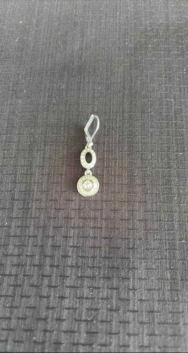 Diamond Pendant Earring